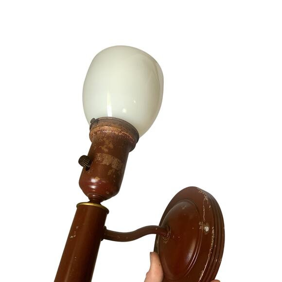 Vintage Toleware Torch Wall Light Red Gold Colonial Style French MCM 50s 60s - Picture 10 of 10